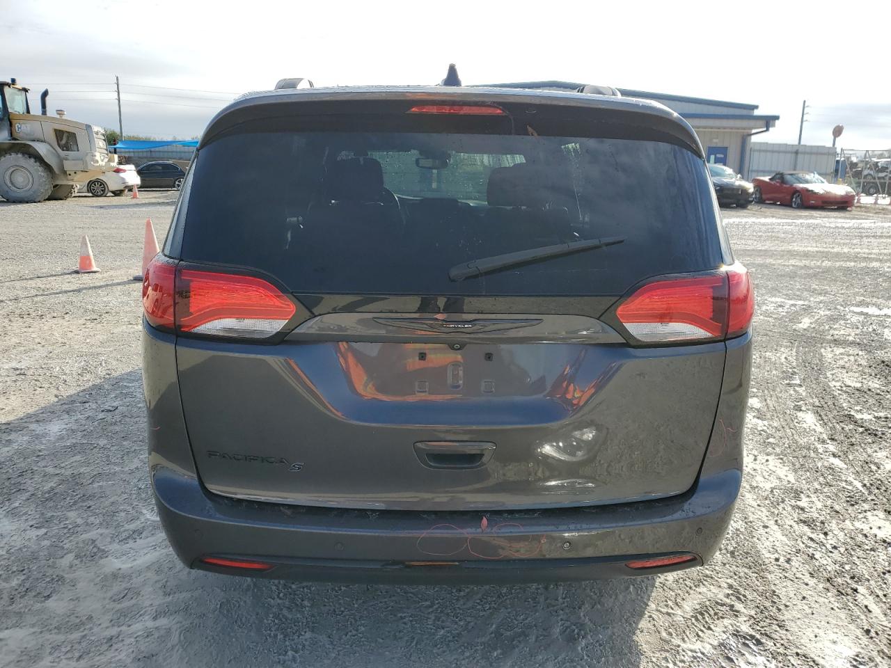 2019 Chrysler Pacifica - Image 6