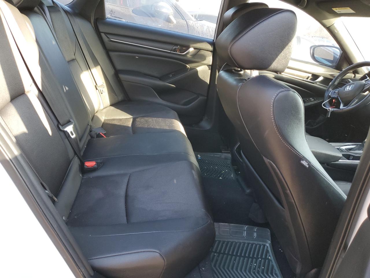 2019 Honda Accord - Image 10