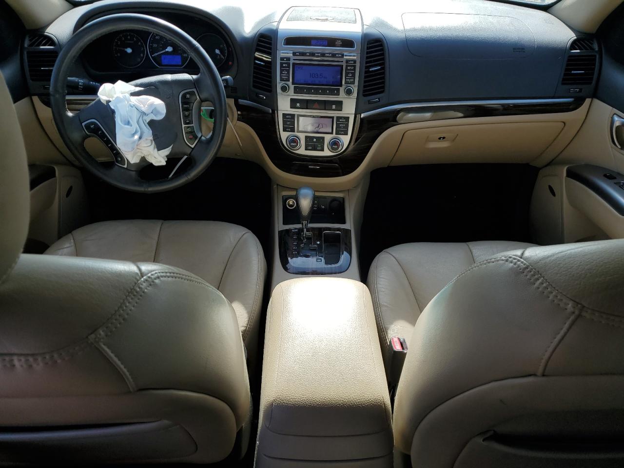 2012 Hyundai Santa Fe - Image 8