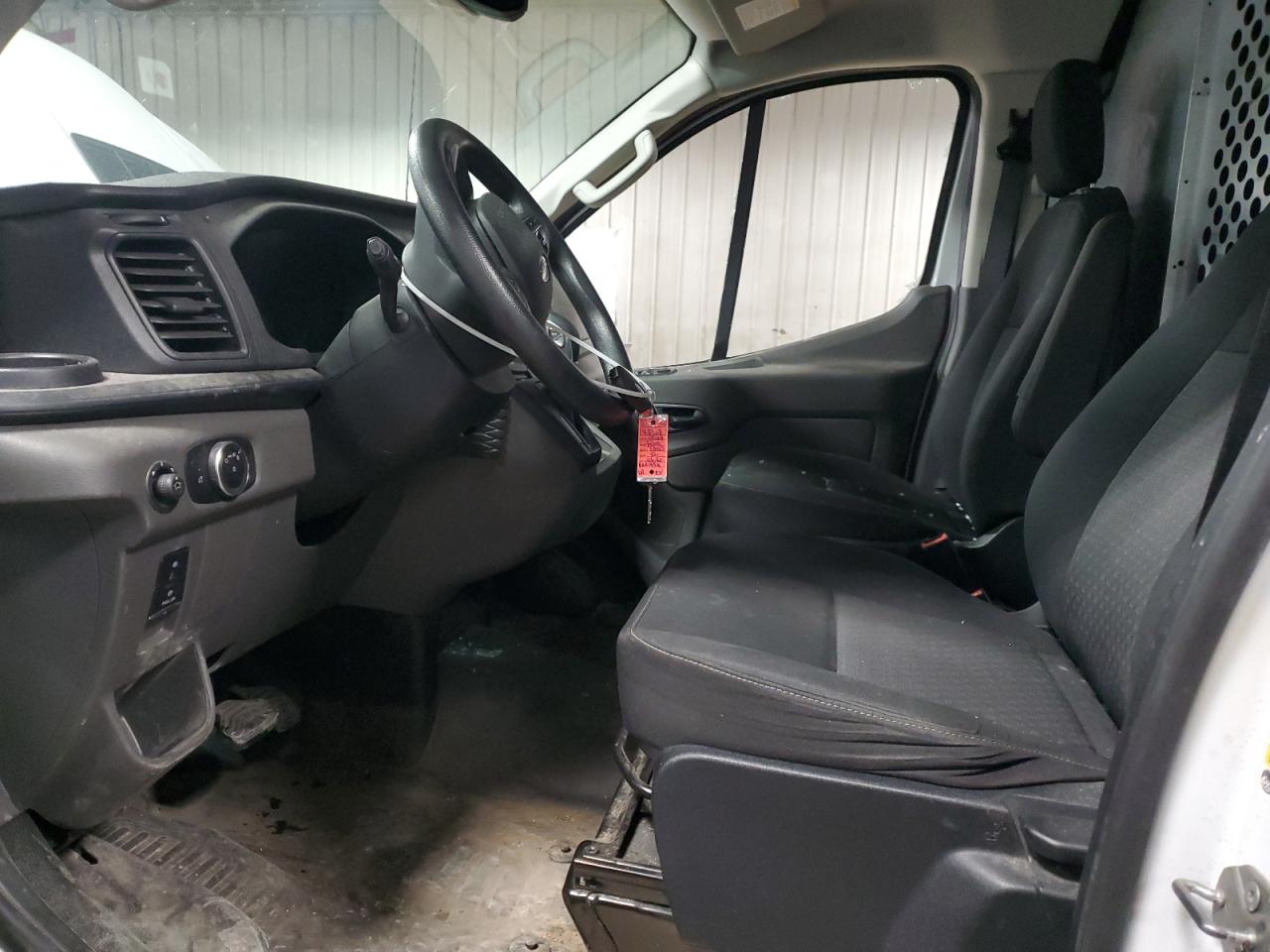 2022 Ford Transit - Image 7