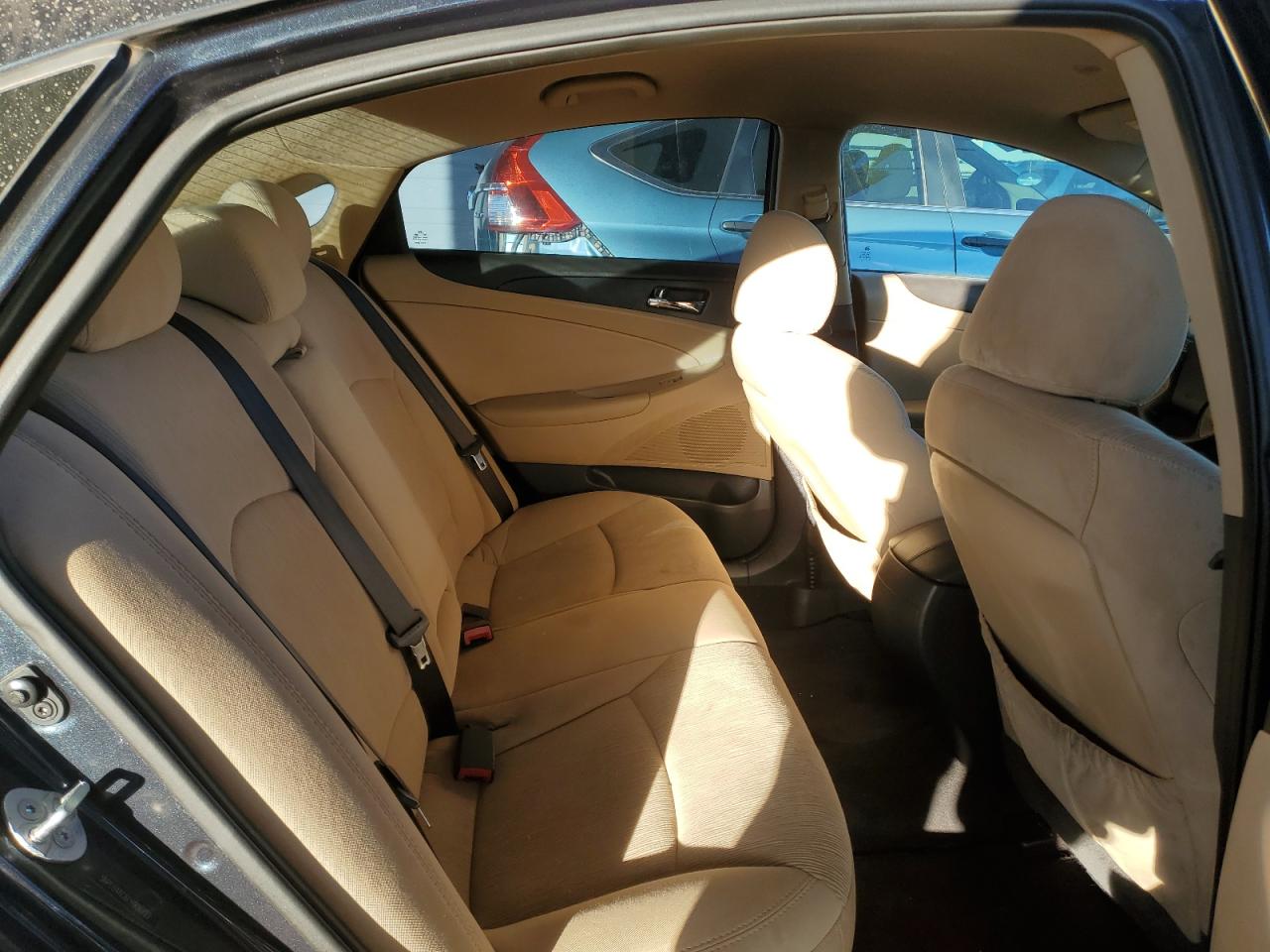 2014 Hyundai Sonata - Image 10