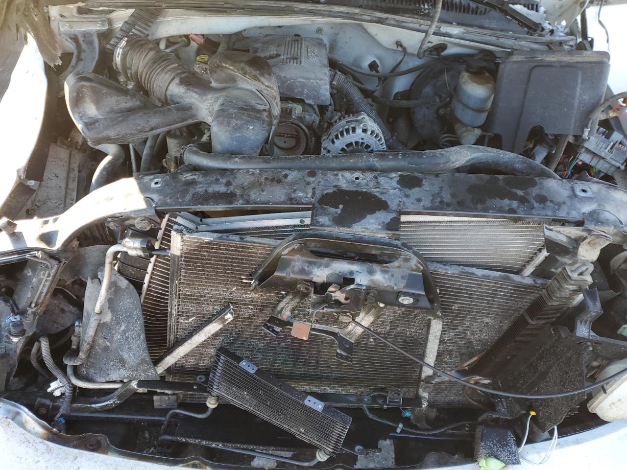 2000 GMC Sierra - Image 12