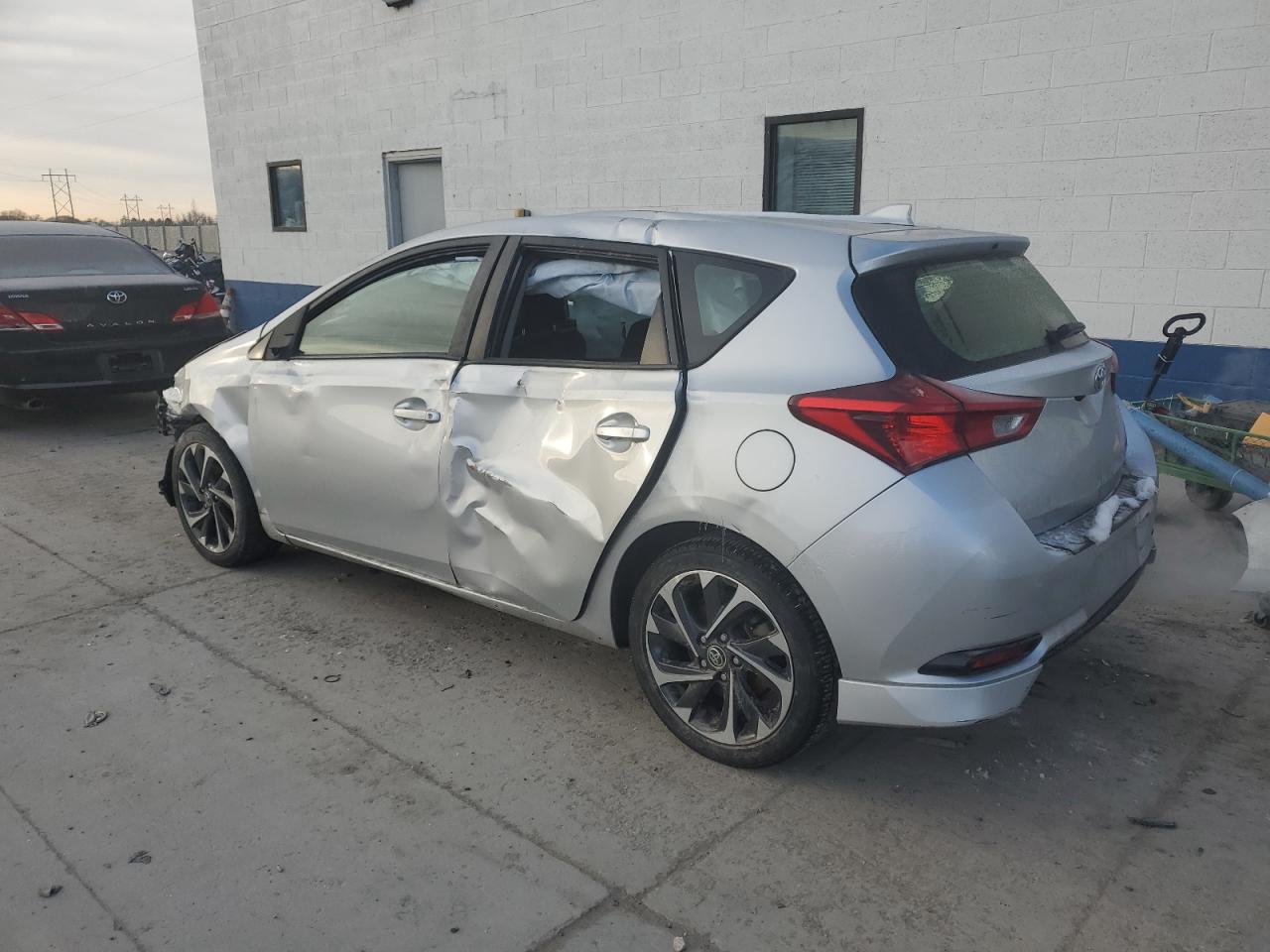 2017 Toyota Corolla - Image 2