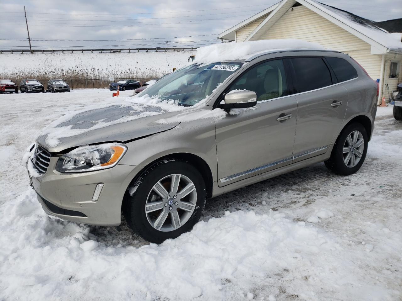 2016 Volvo XC60 - Image 1