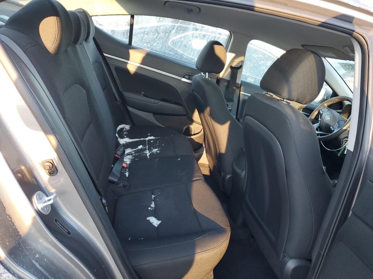 2020 Hyundai Elantra - Image 10