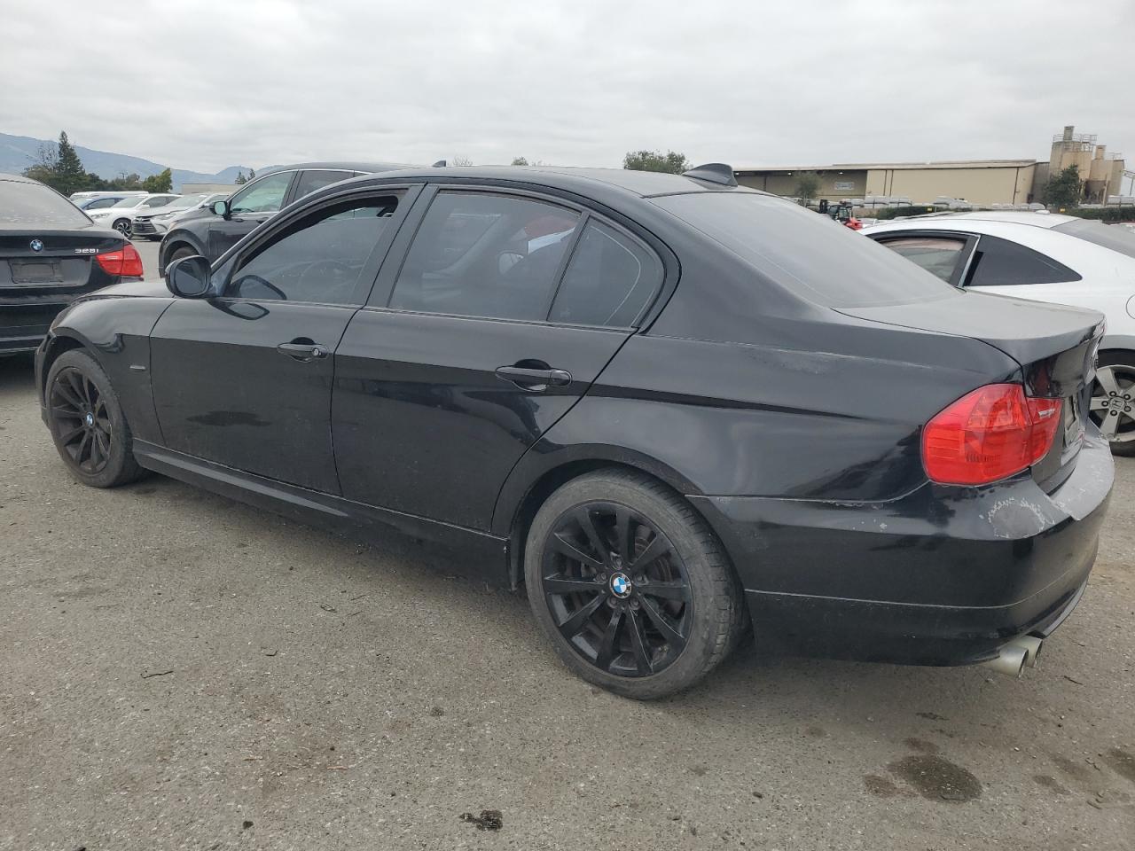2011 BMW 3er - Image 2