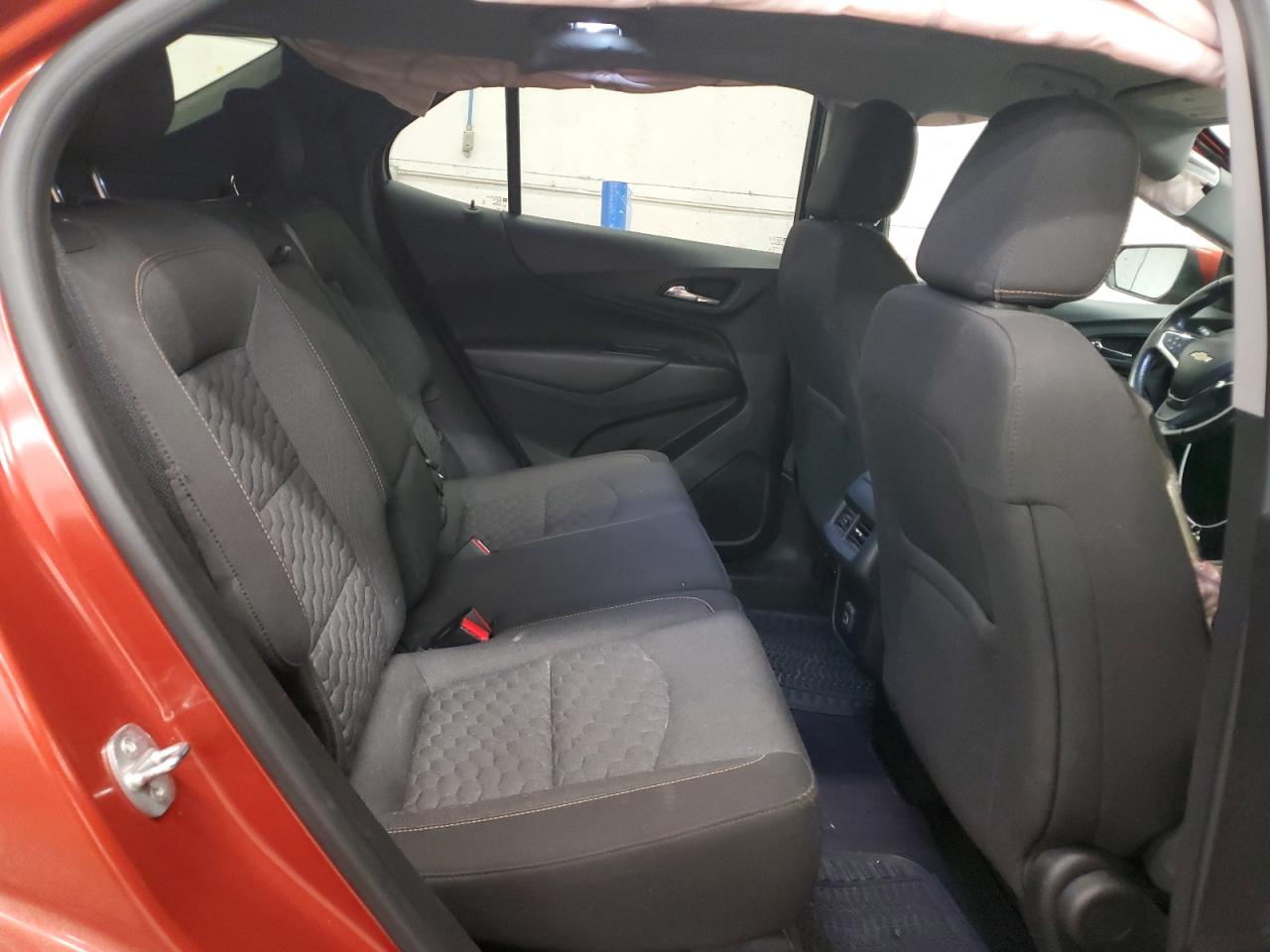 2020 Chevrolet Equinox - Image 11