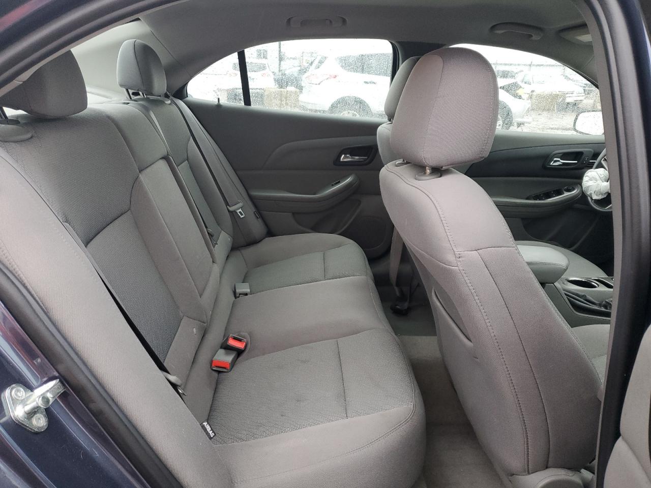 2015 Chevrolet Malibu - Image 10