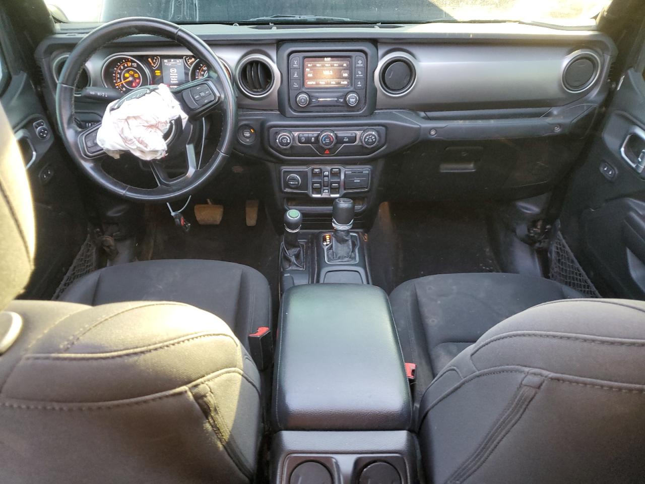 2020 Jeep Gladiator - Image 8