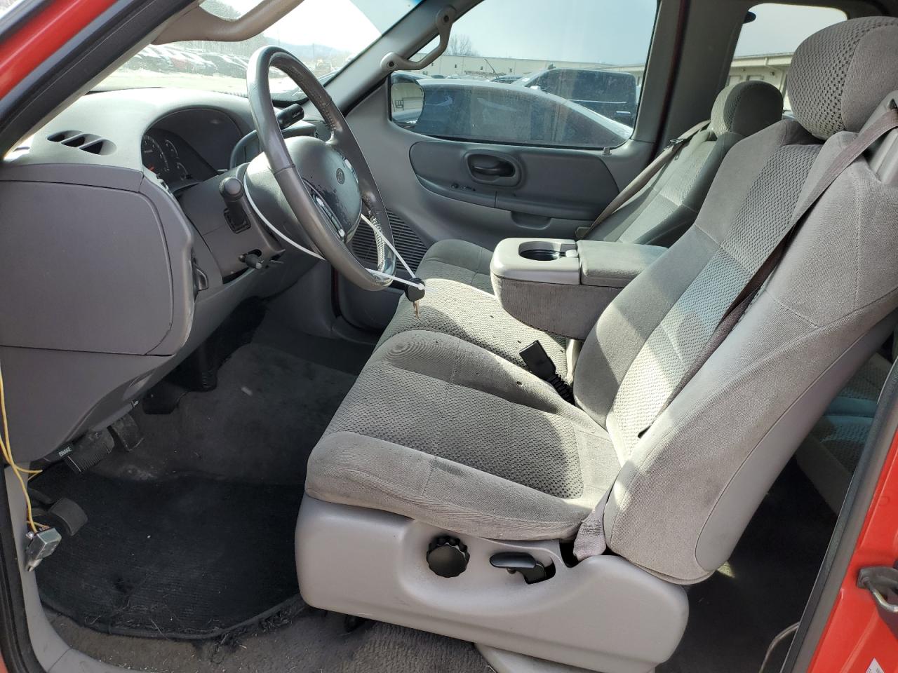2001 Ford F-150 - Image 7
