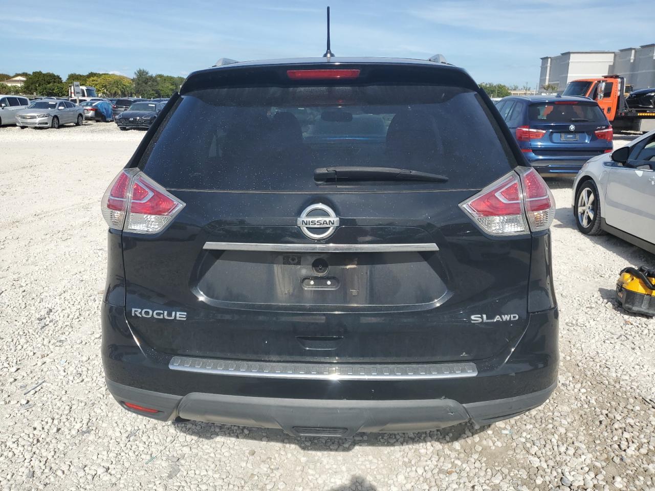 VIN 5N1AT2MVXFC818884 2015 NISSAN ROGUE no.6