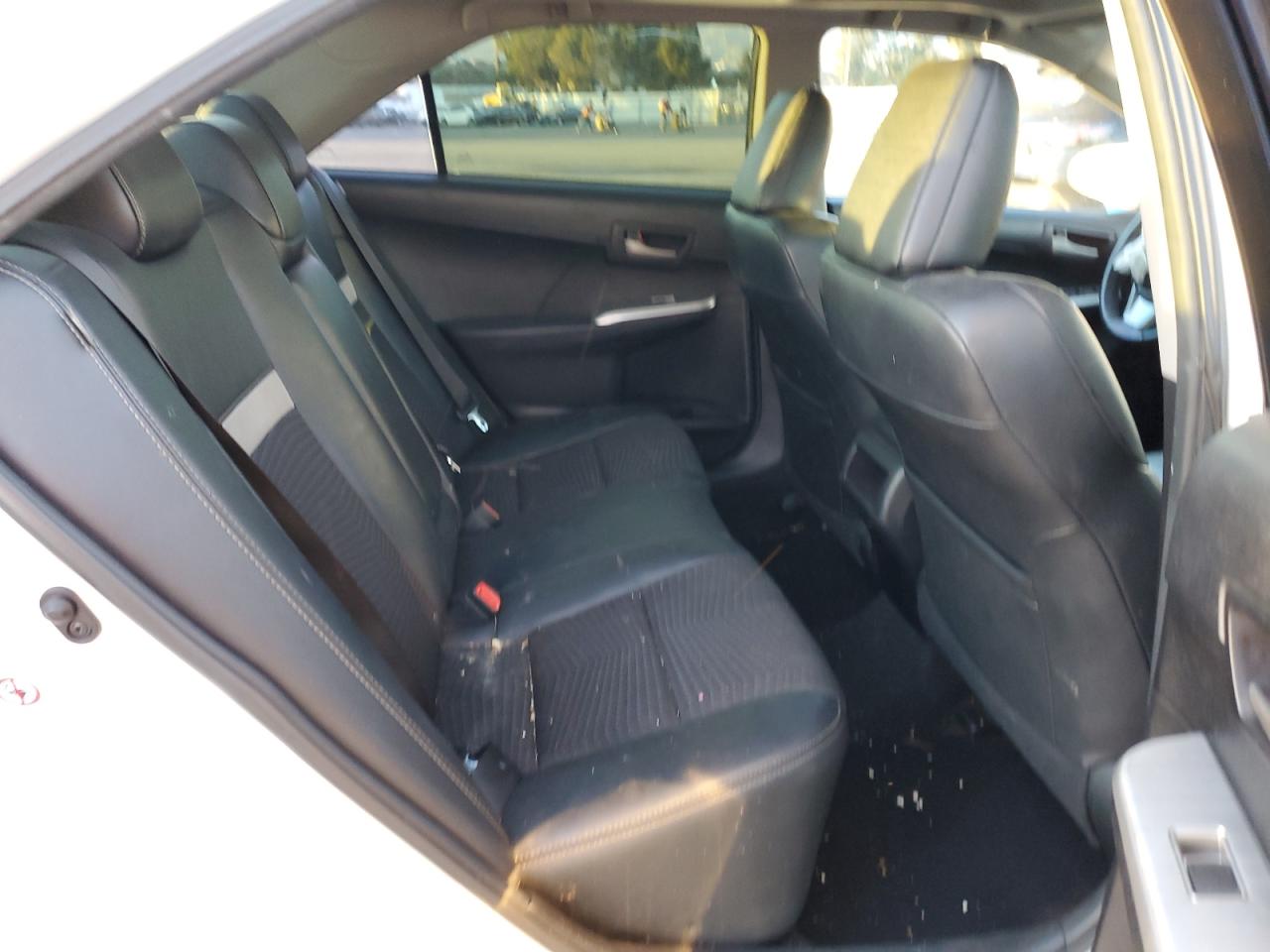 2012 Toyota Camry - Image 10