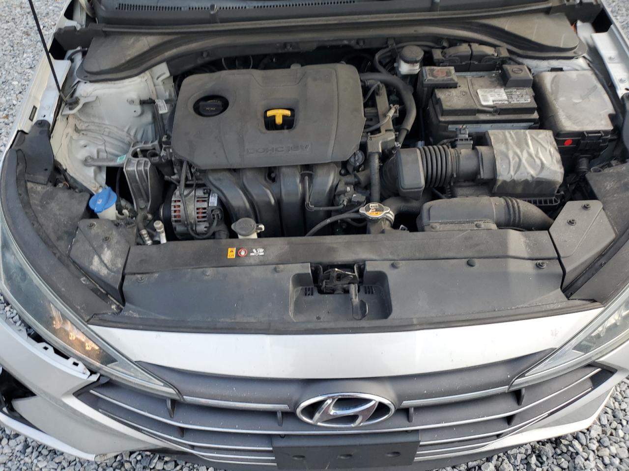 2020 Hyundai Elantra - Image 11
