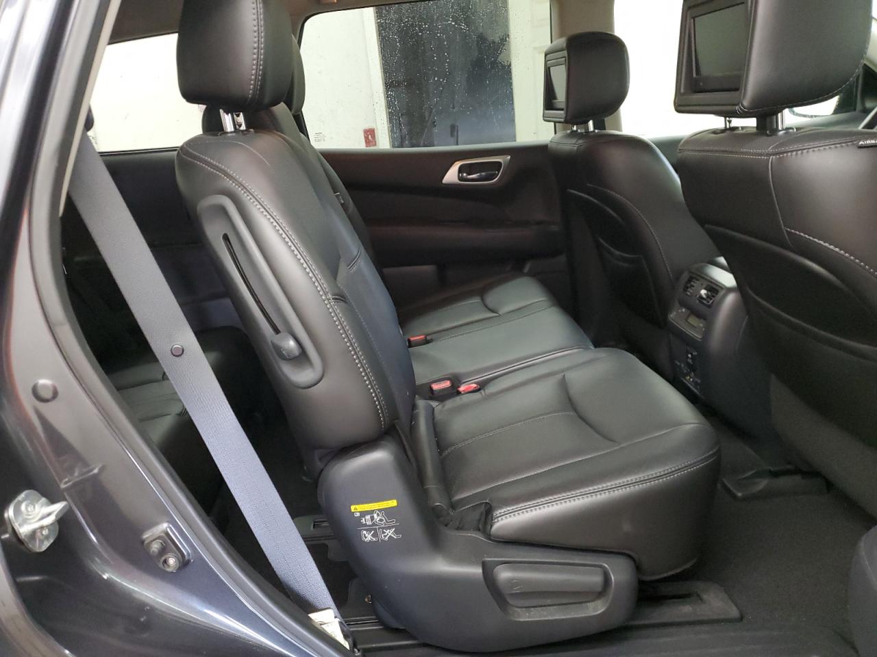 2014 Nissan Pathfinder - Image 11