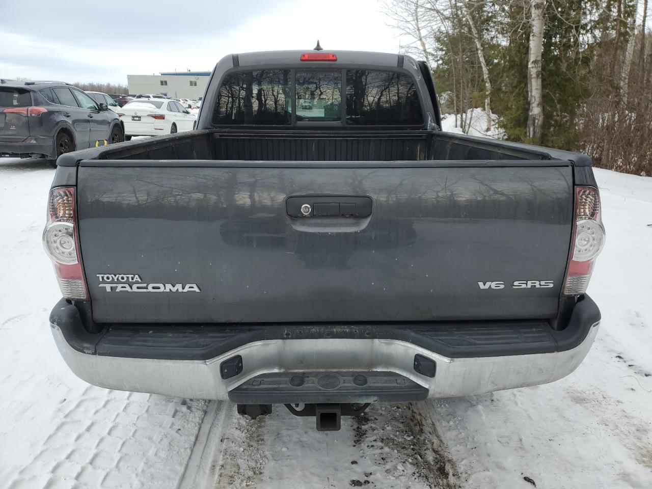2015 Toyota Tacoma - Image 6