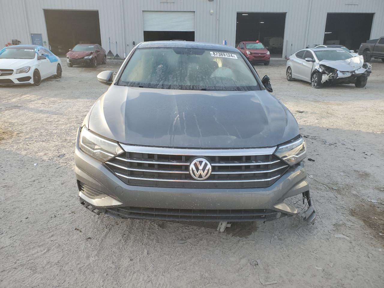 2019 Volkswagen Jetta - Image 5