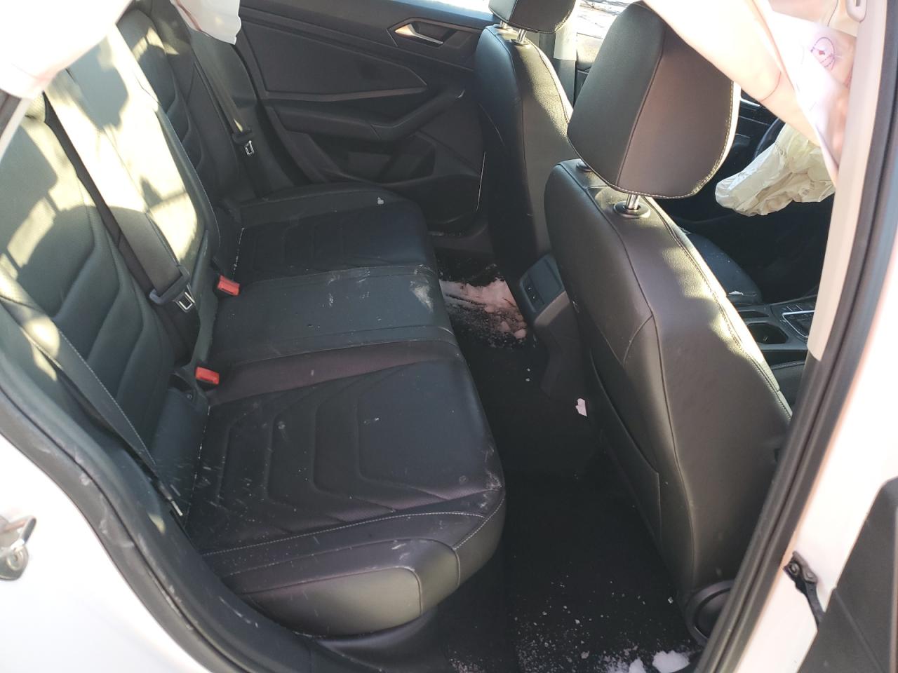 2019 Volkswagen Jetta - Image 10
