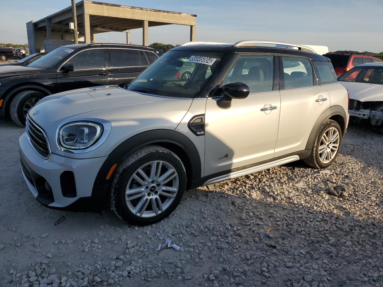 2022 MINI Cooper - Image 1