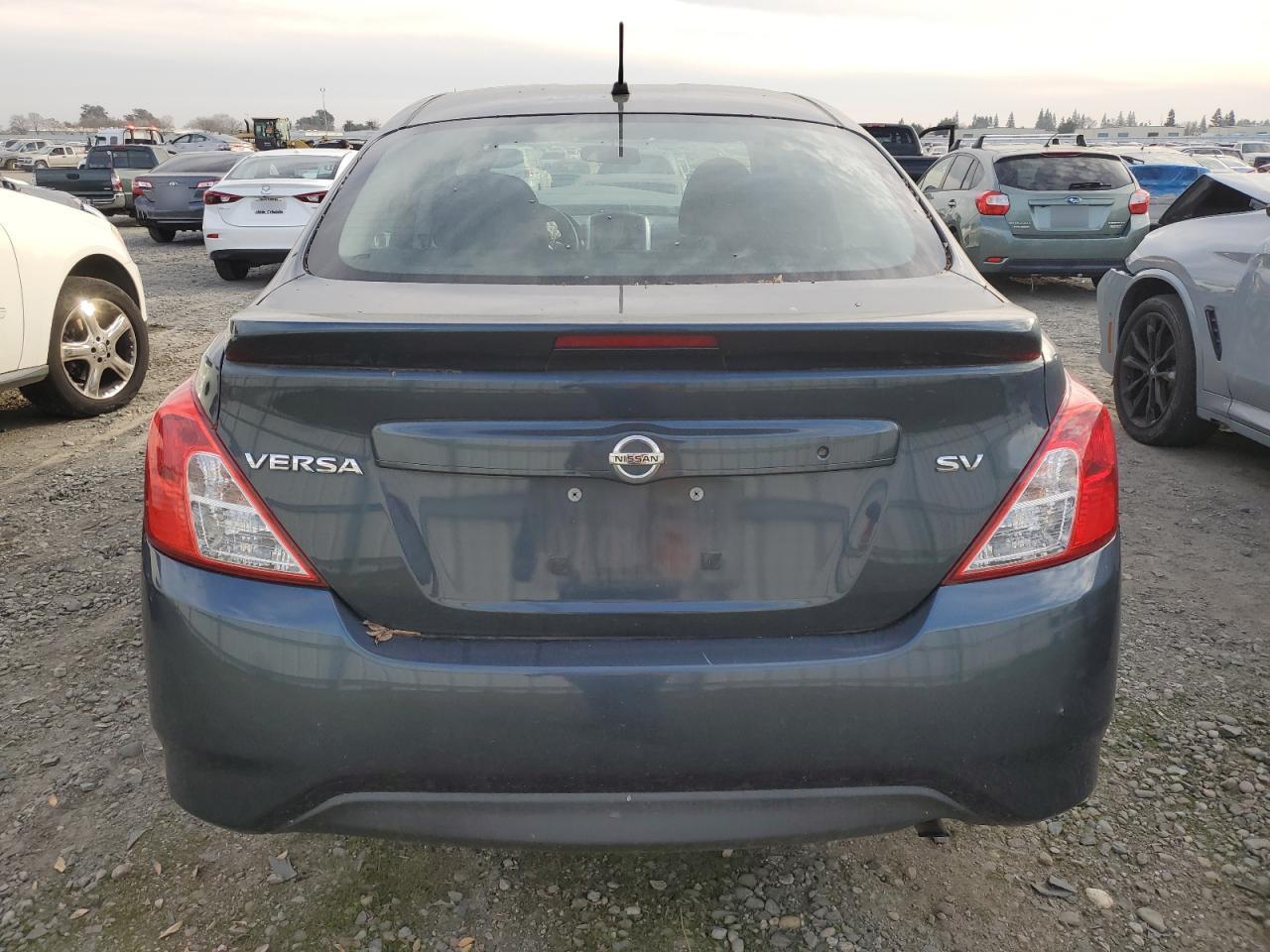 2017 Nissan Versa - Image 6