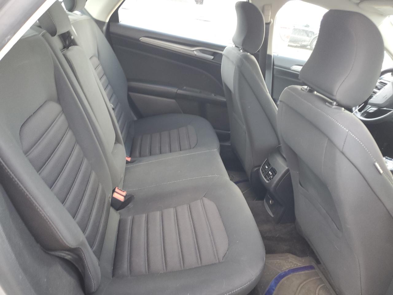 2018 Ford Fusion - Image 10