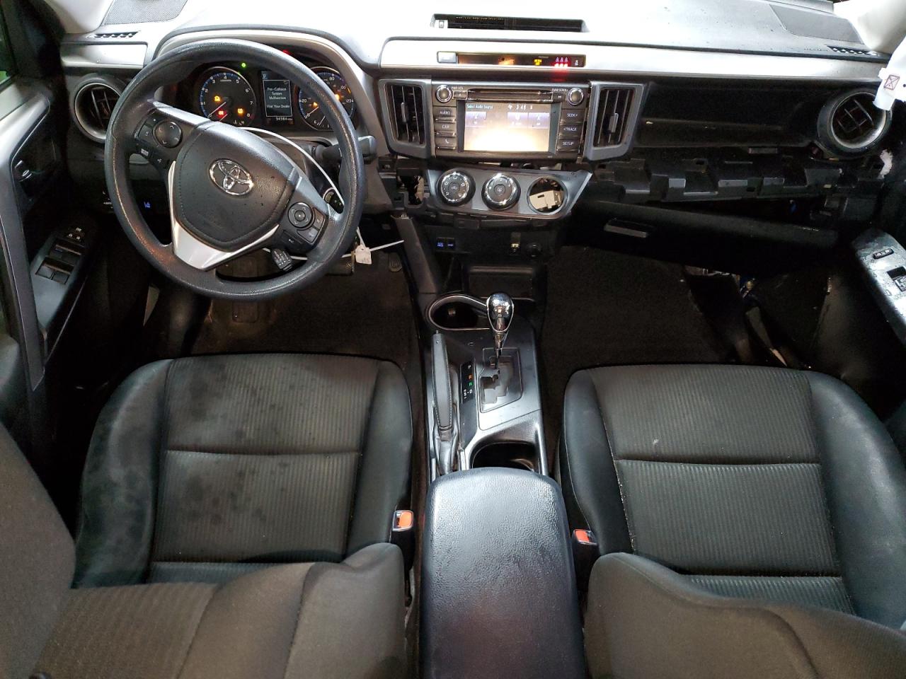 2017 Toyota RAV 4 - Image 8