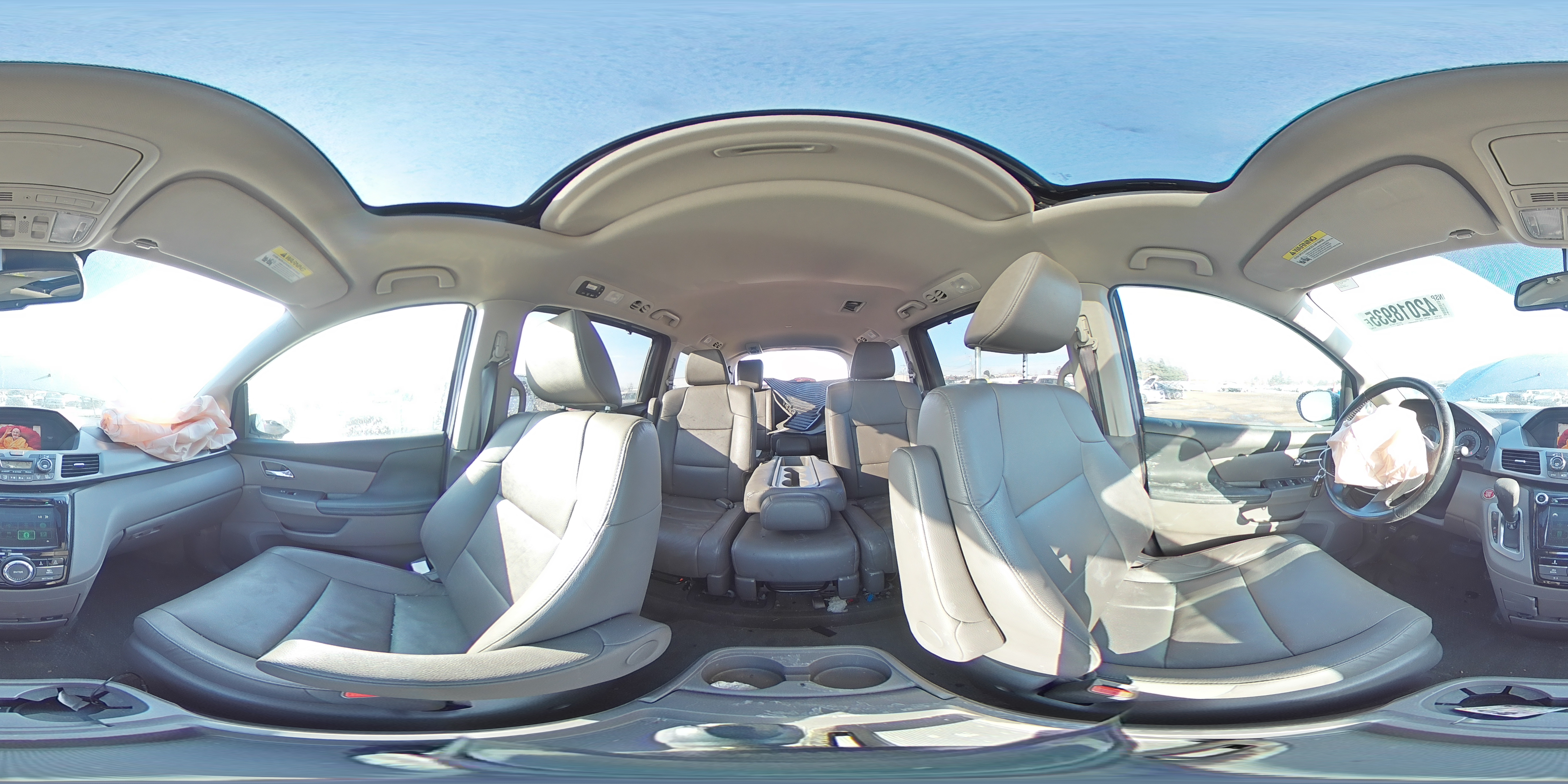 2016 Honda Odyssey - Image 14