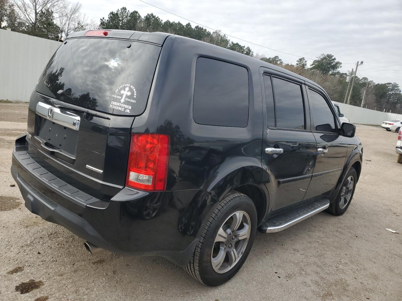 2015 Honda Pilot - Image 3