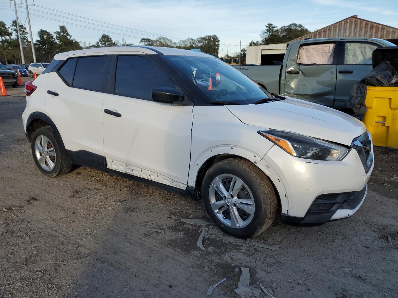 VIN 3N1CP5BV5LL554319 2020 NISSAN KICKS no.4