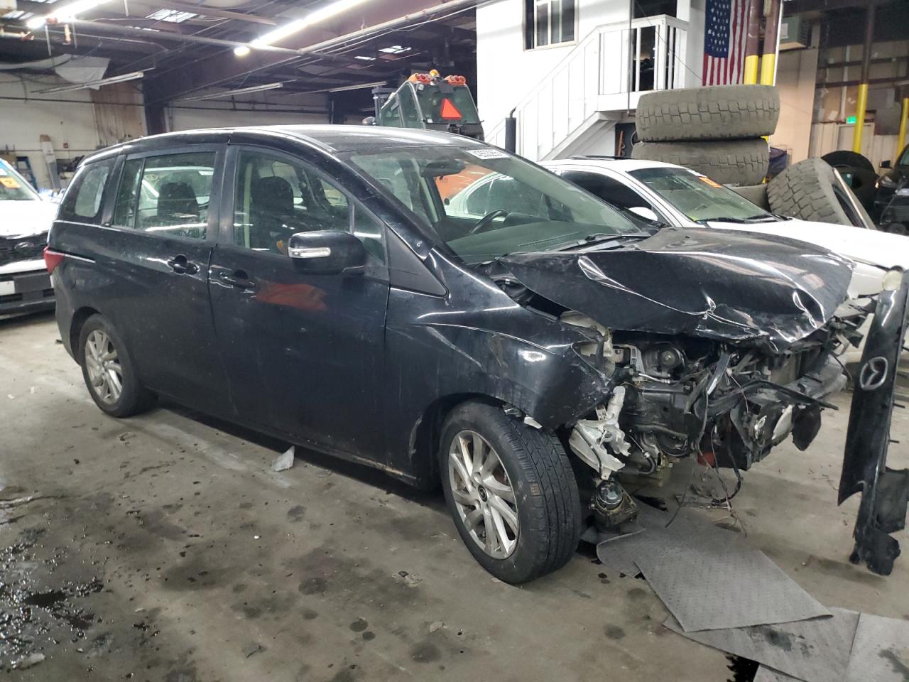 2014 Mazda 5 - Image 4