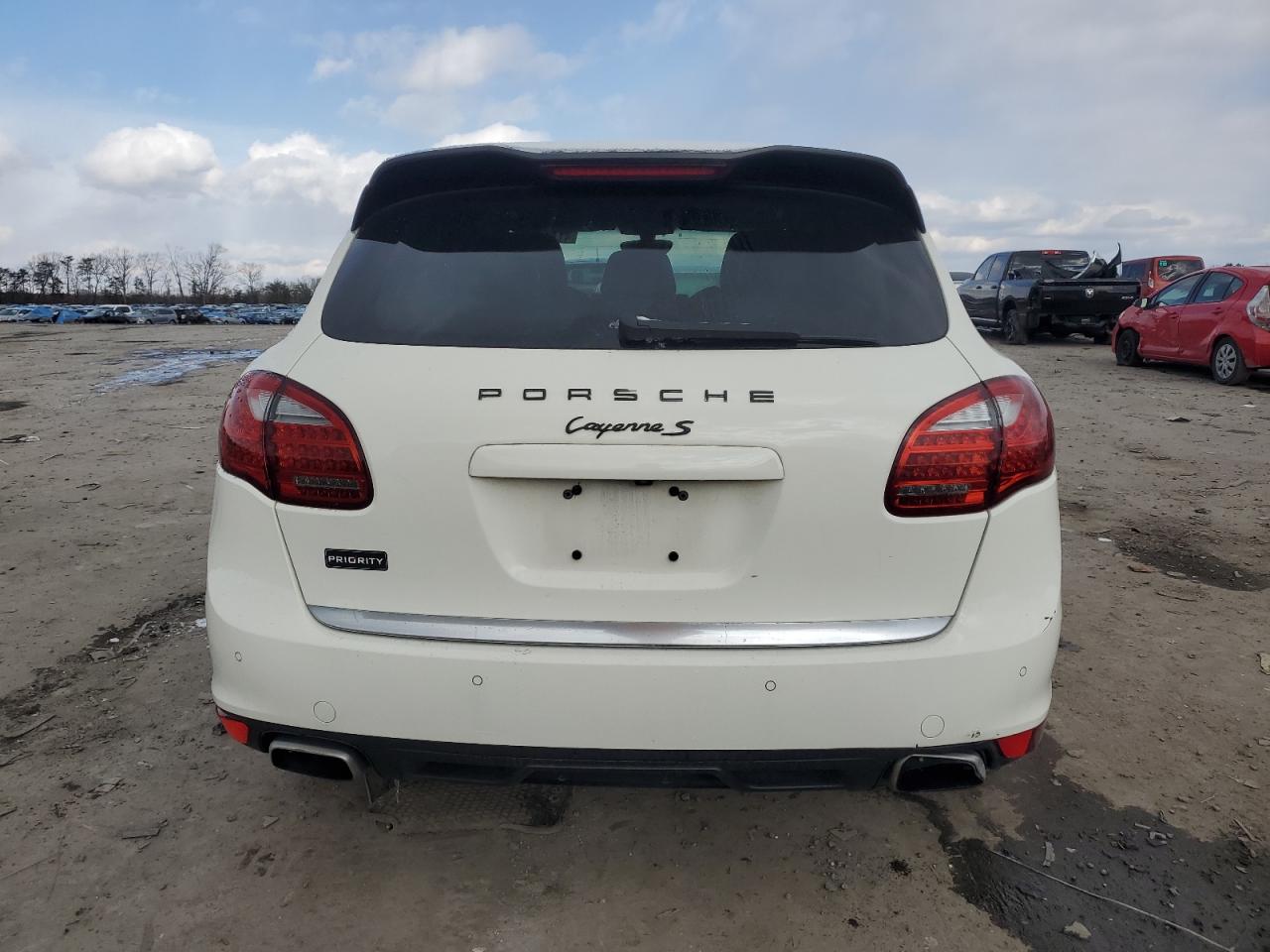 2011 Porsche Cayenne - Image 6