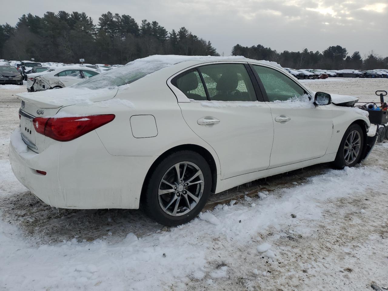 2015 Infiniti Q50 - Image 3