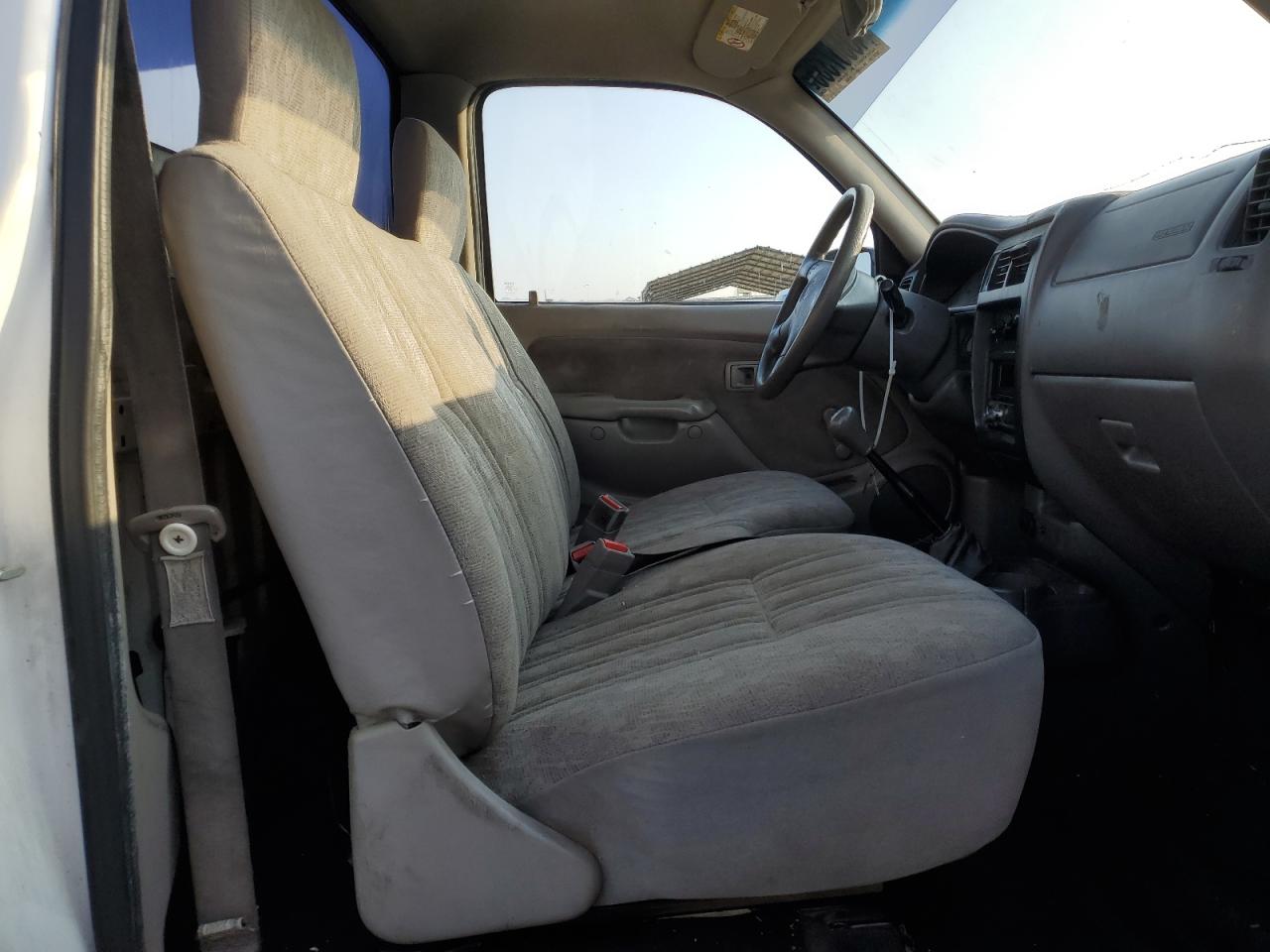 2001 Toyota Tacoma - Image 11