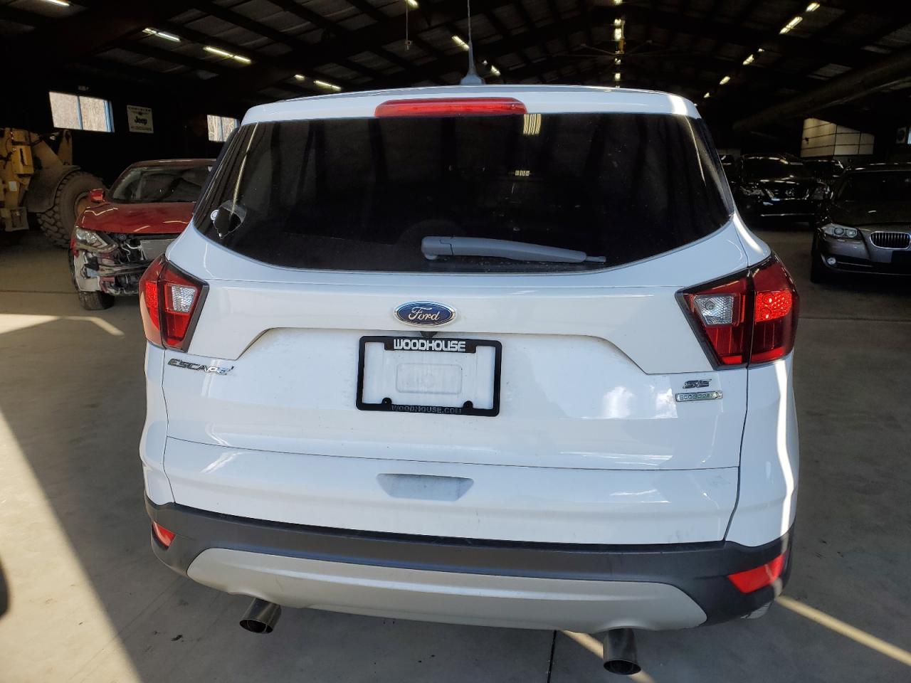 VIN 1FMCU0GDXKUB59948 2019 FORD ESCAPE no.6