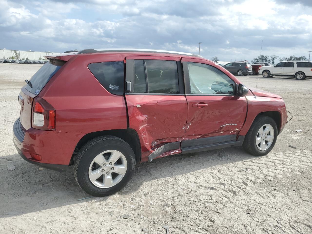 VIN 1C4NJCBA3FD284784 2015 JEEP COMPASS no.3