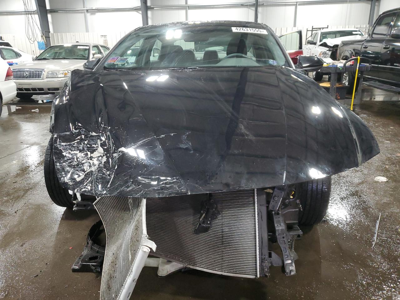 2023 Hyundai Elantra - Image 5