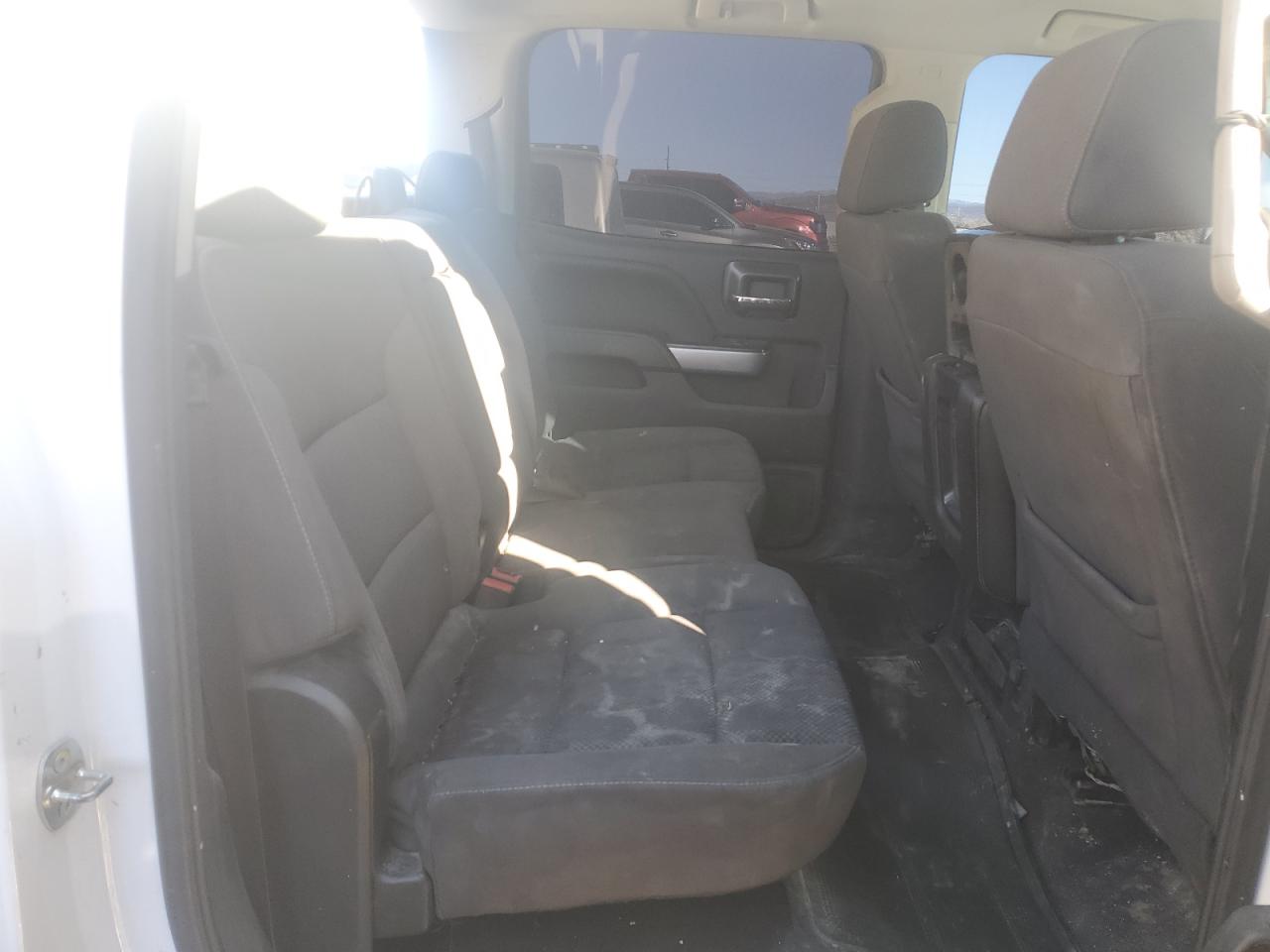 2019 Chevrolet Silverado - Image 10