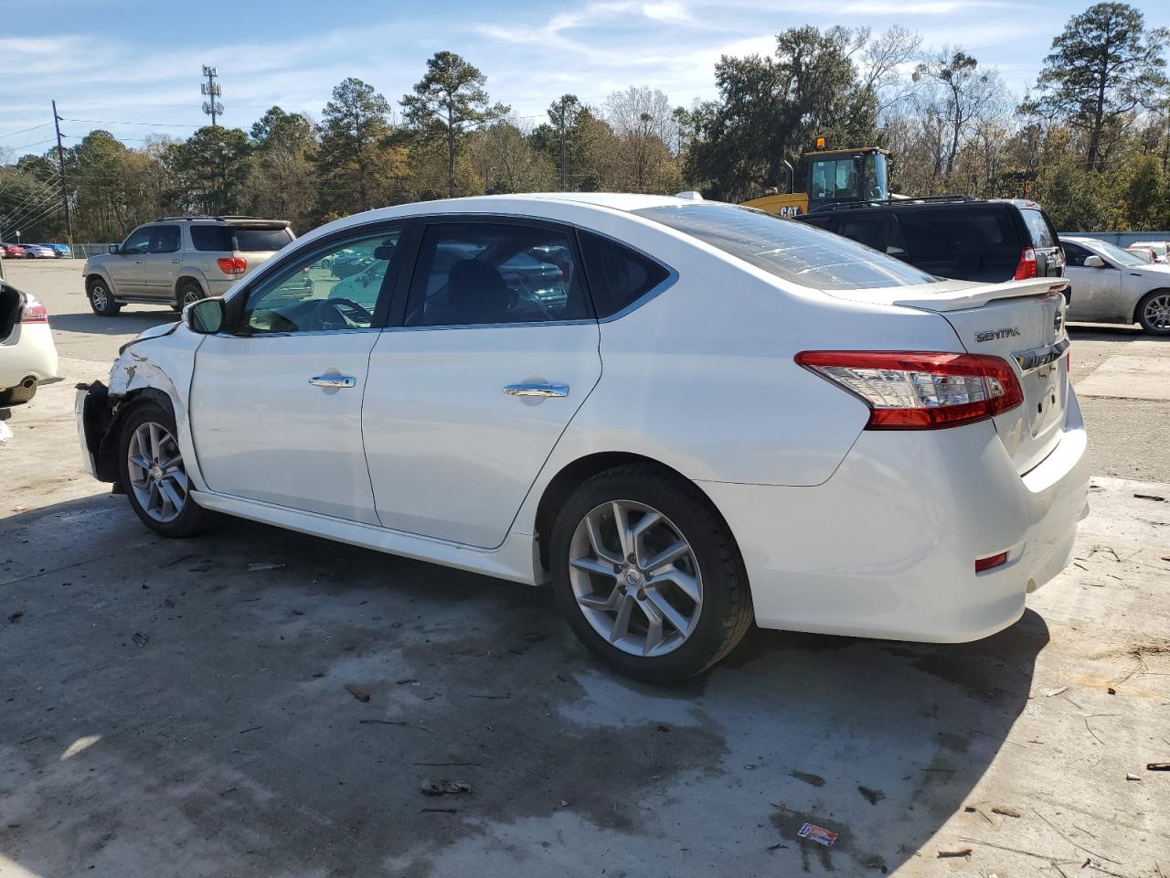 2015 Nissan Sentra - Image 2