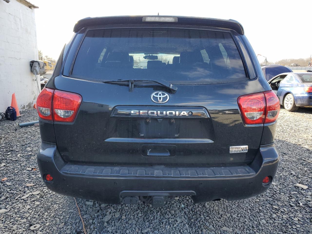 2011 Toyota Sequoia - Image 6