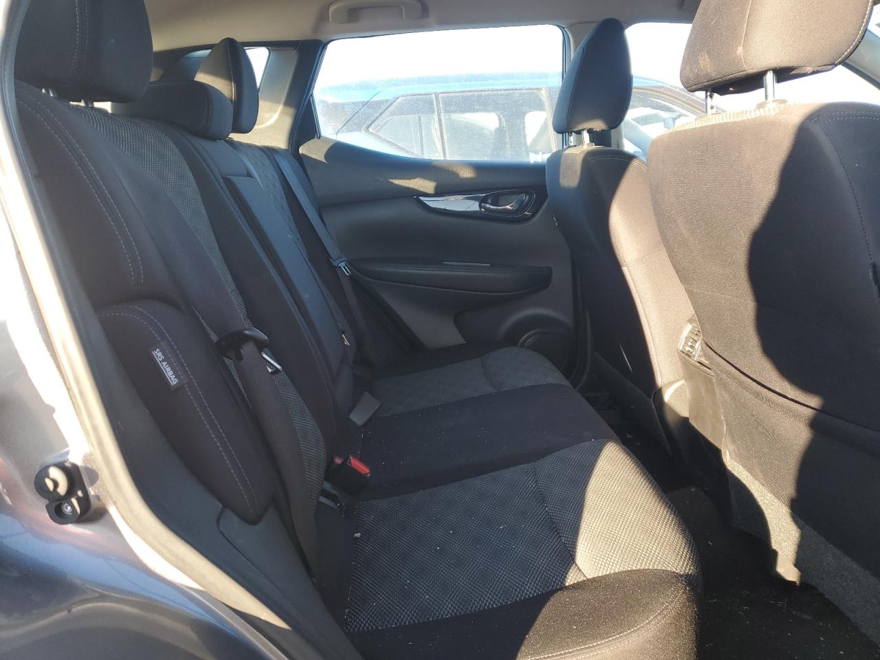 2020 Nissan Rogue - Image 10