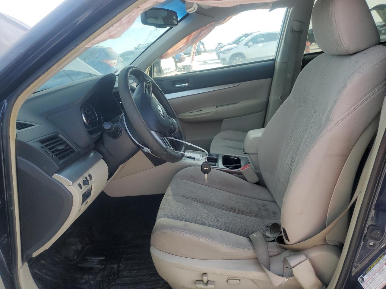 2014 Subaru Outback - Image 7