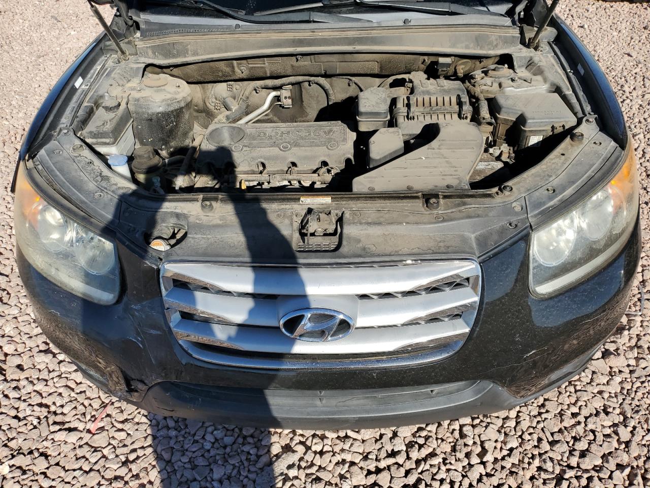 2012 Hyundai Santa Fe - Image 12