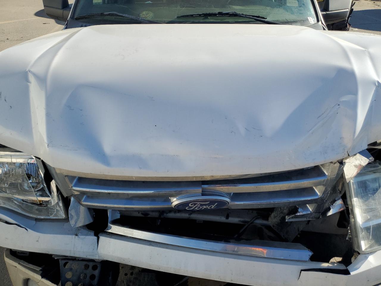 2010 Ford Expedition - Image 12
