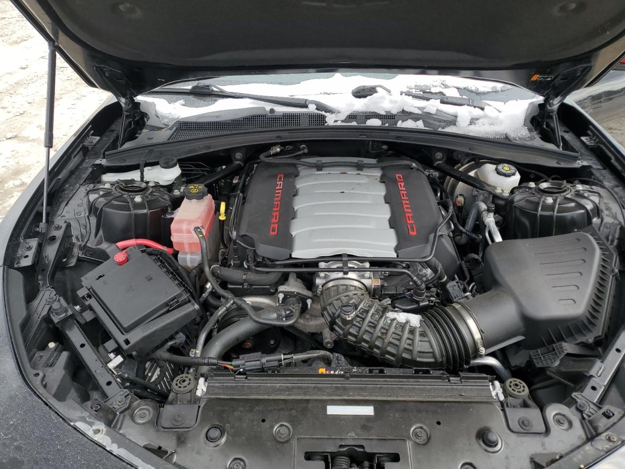 2023 Chevrolet Camaro - Image 11