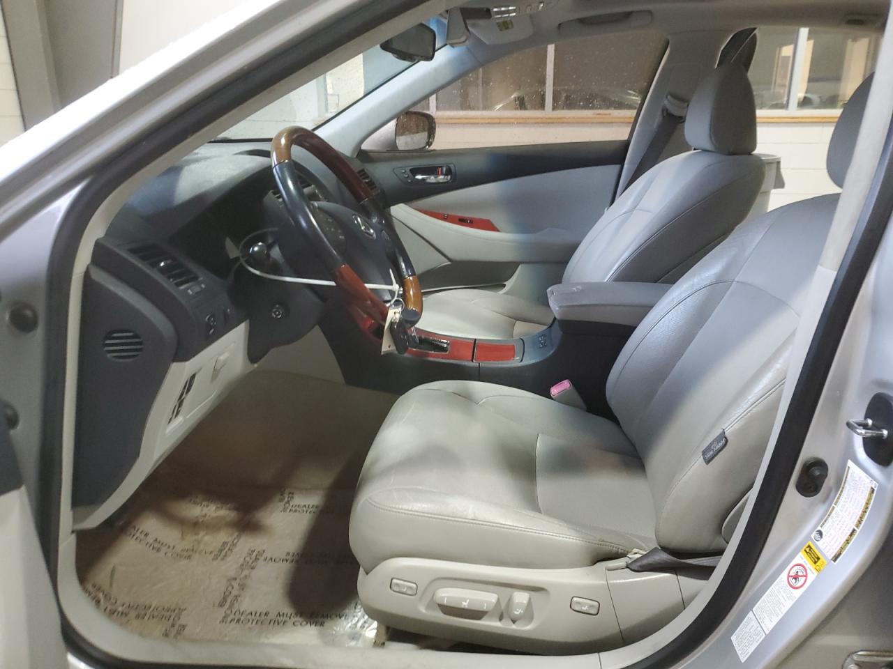 2008 Lexus ES - Image 7