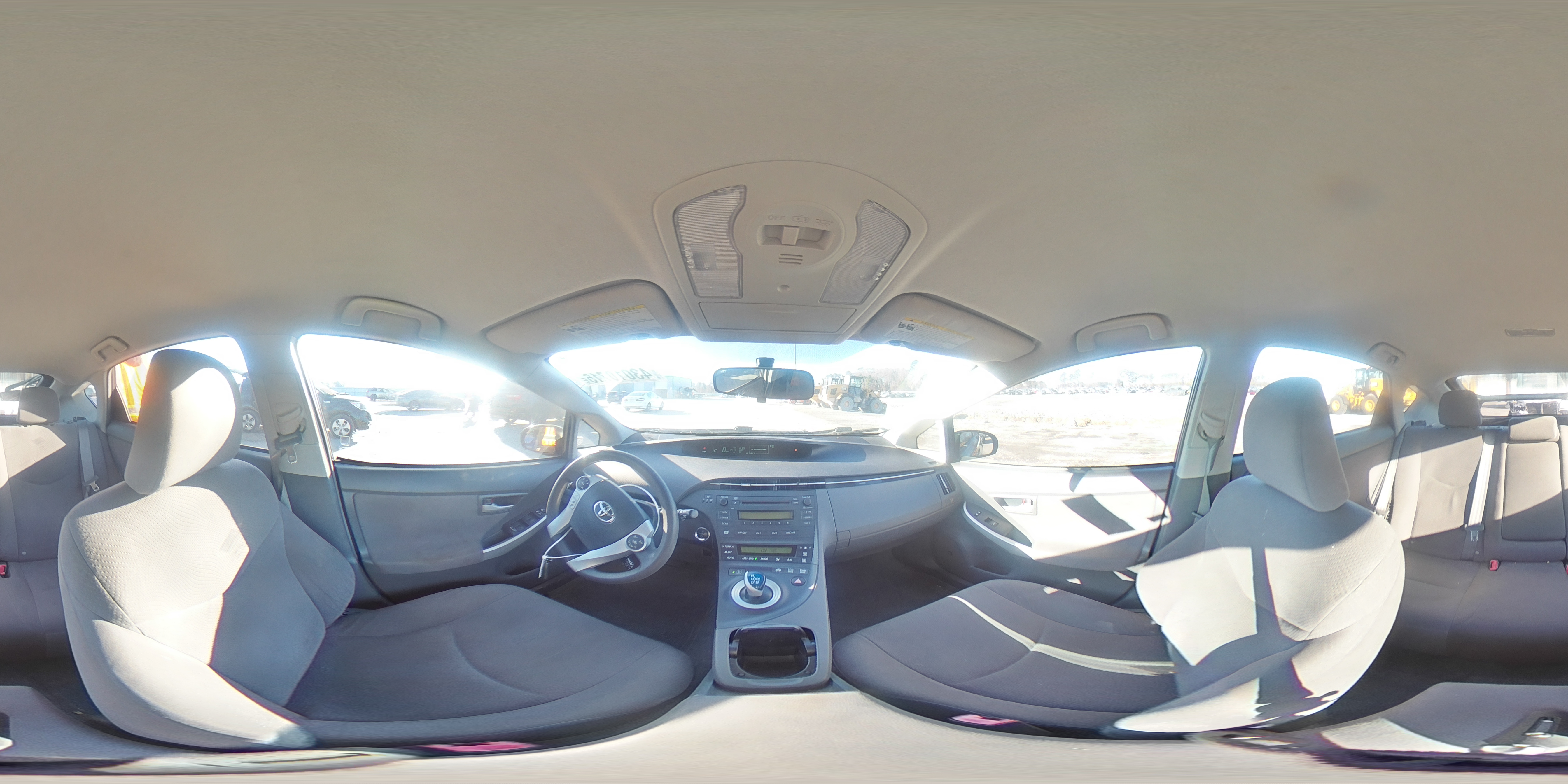 2011 Toyota Prius - Image 13