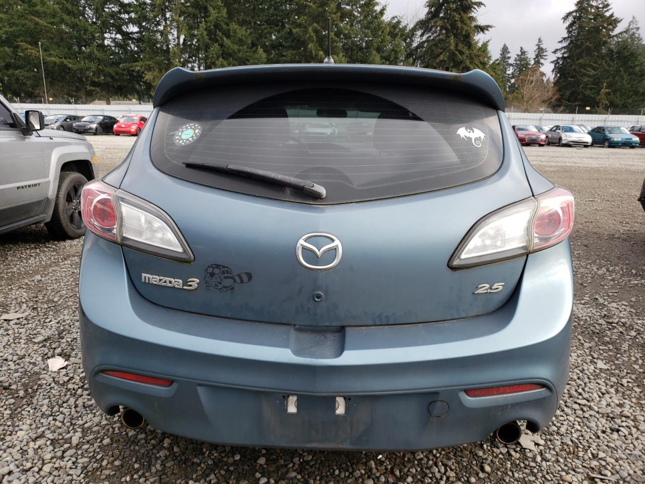 2011 Mazda 3 - Image 6