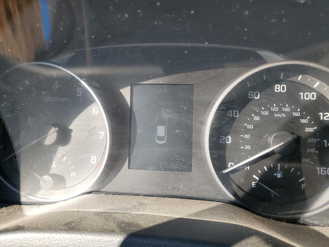 2018 Hyundai Elantra - Image 9