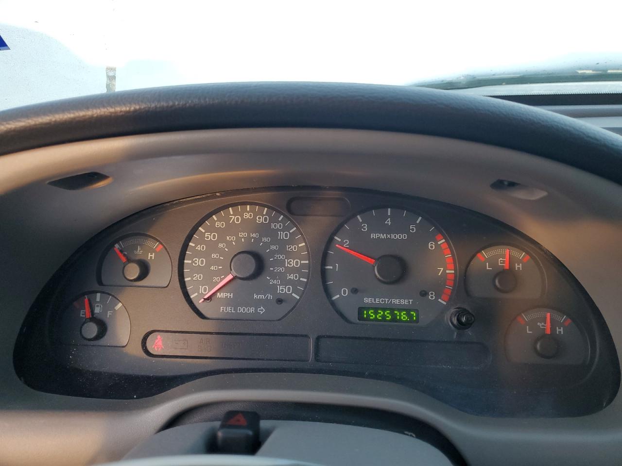 2002 Ford Mustang - Image 9