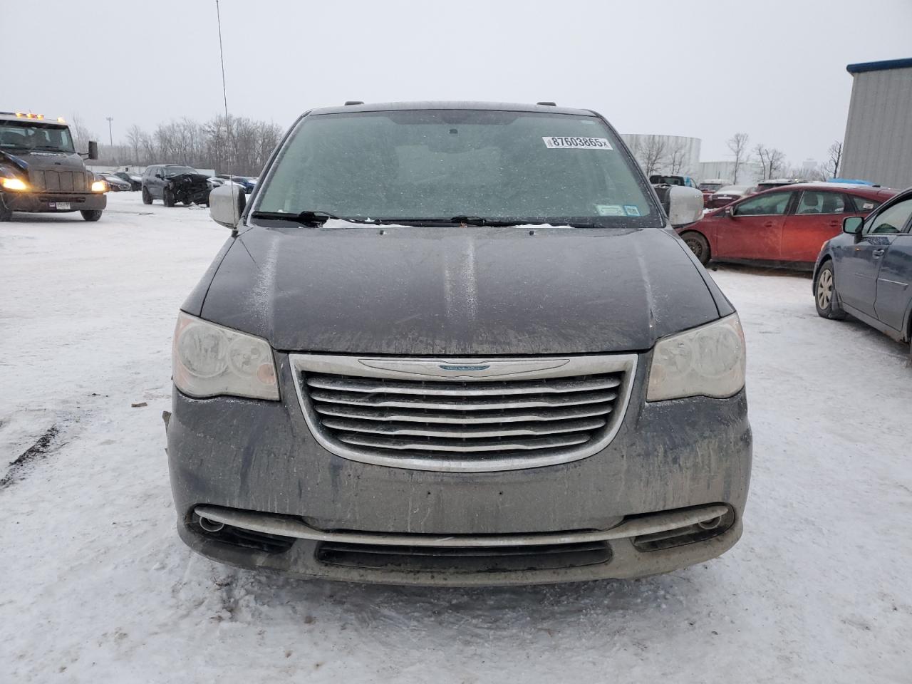 VIN 2C4RC1CG2FR584185 2015 CHRYSLER MINIVAN no.5