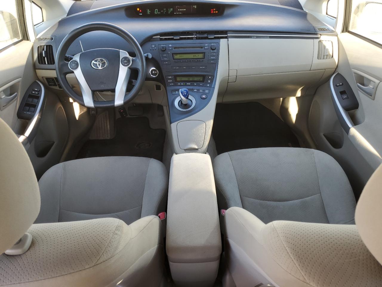 2011 Toyota Prius - Image 8
